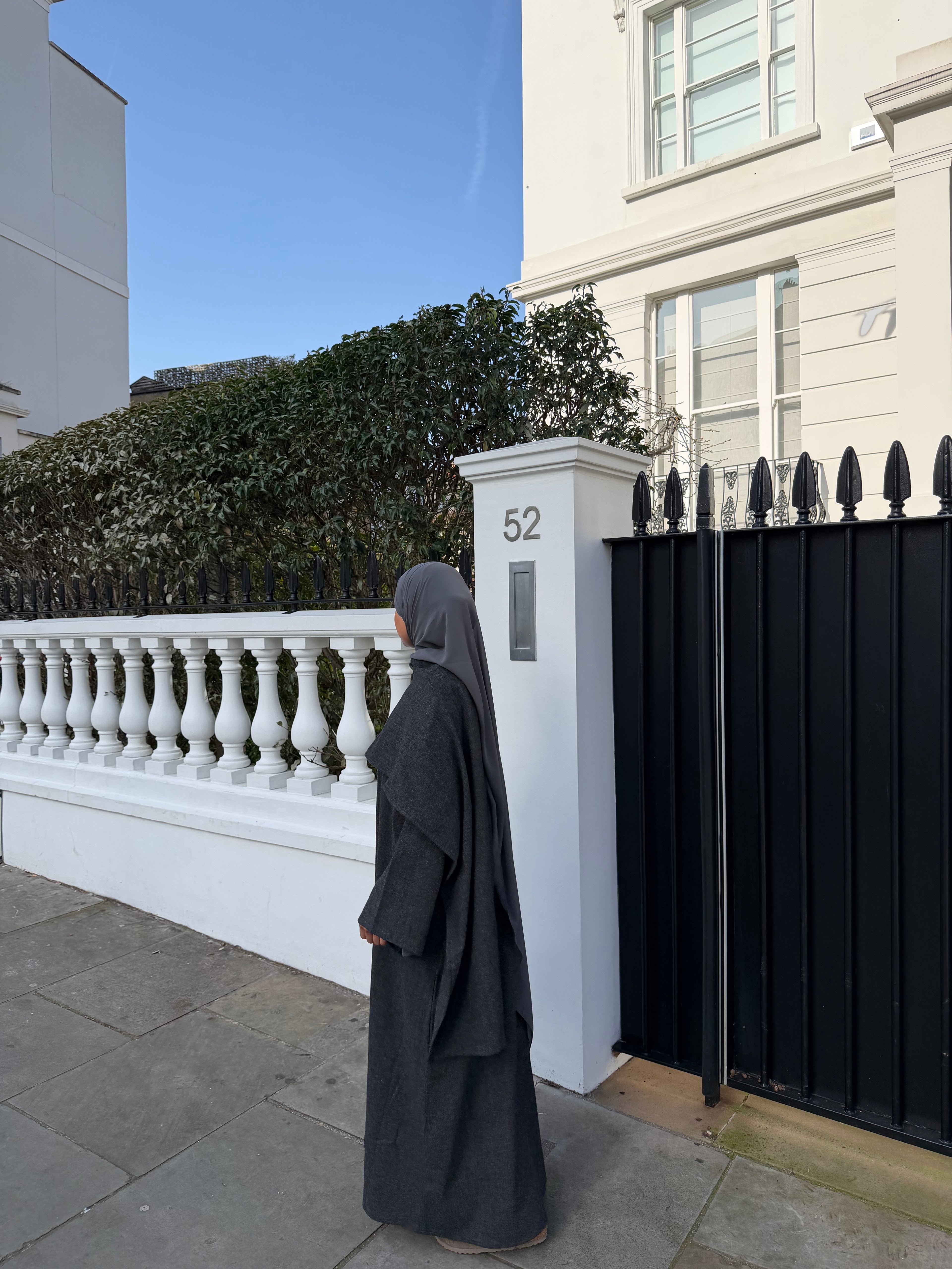 Abaya coat with attached scarf grey