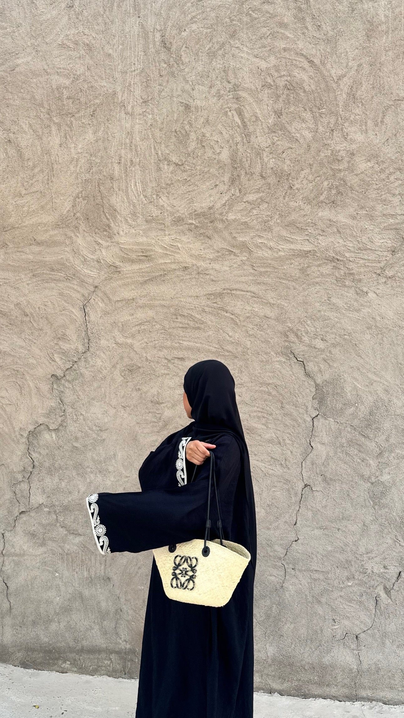 Black embroidered abaya
