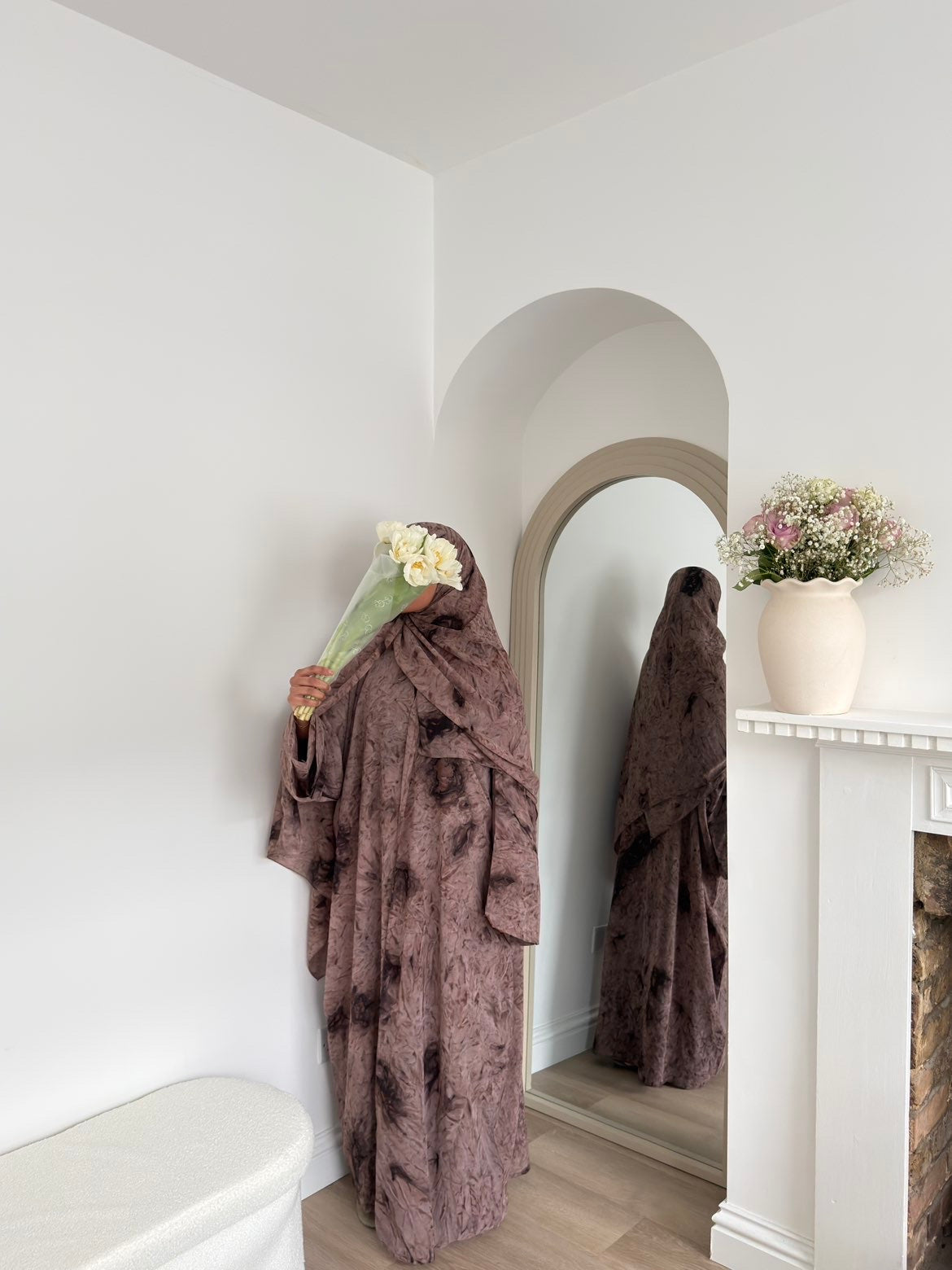 Printed Abaya in pink