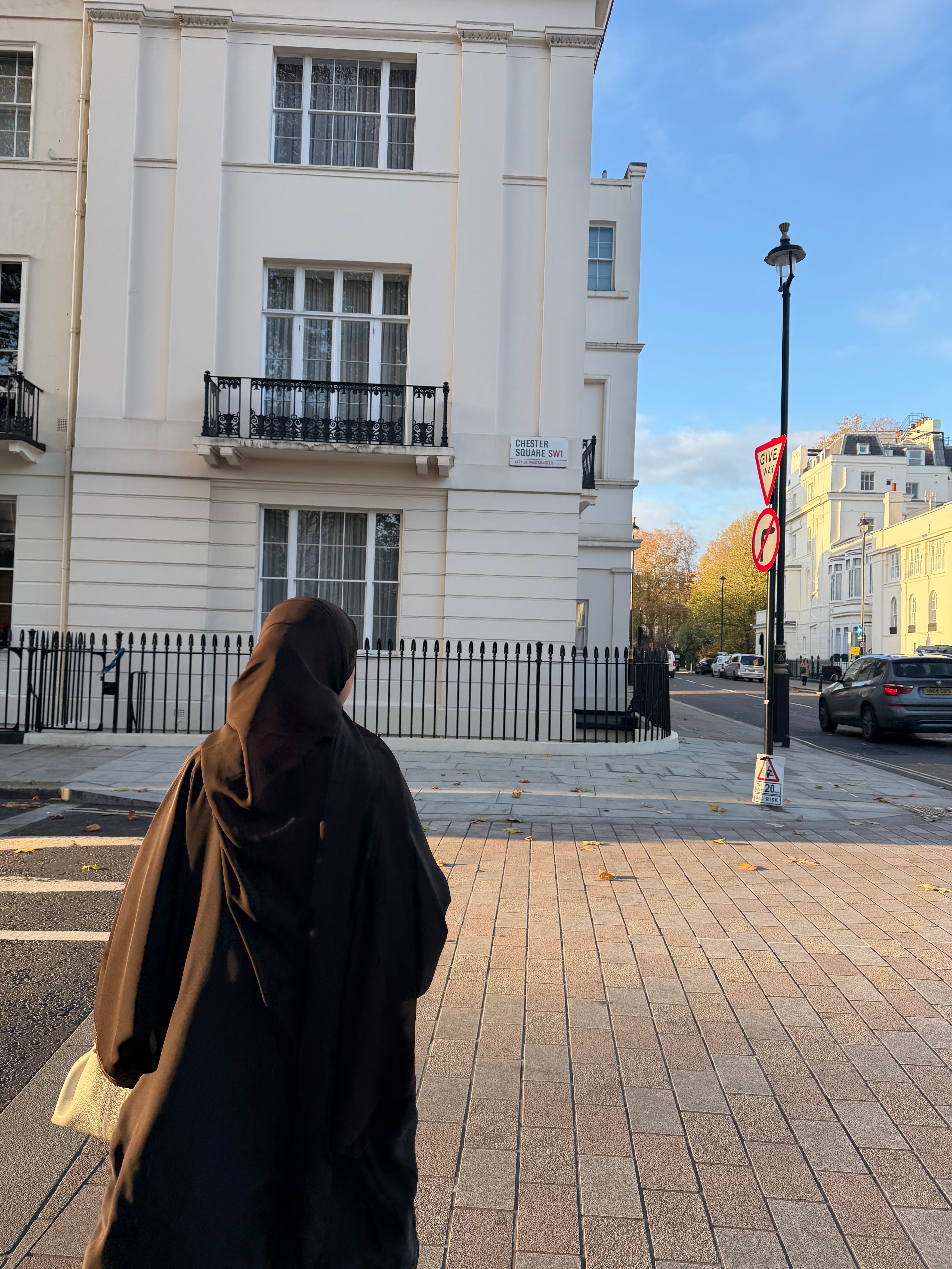 Khayraat in dark brown