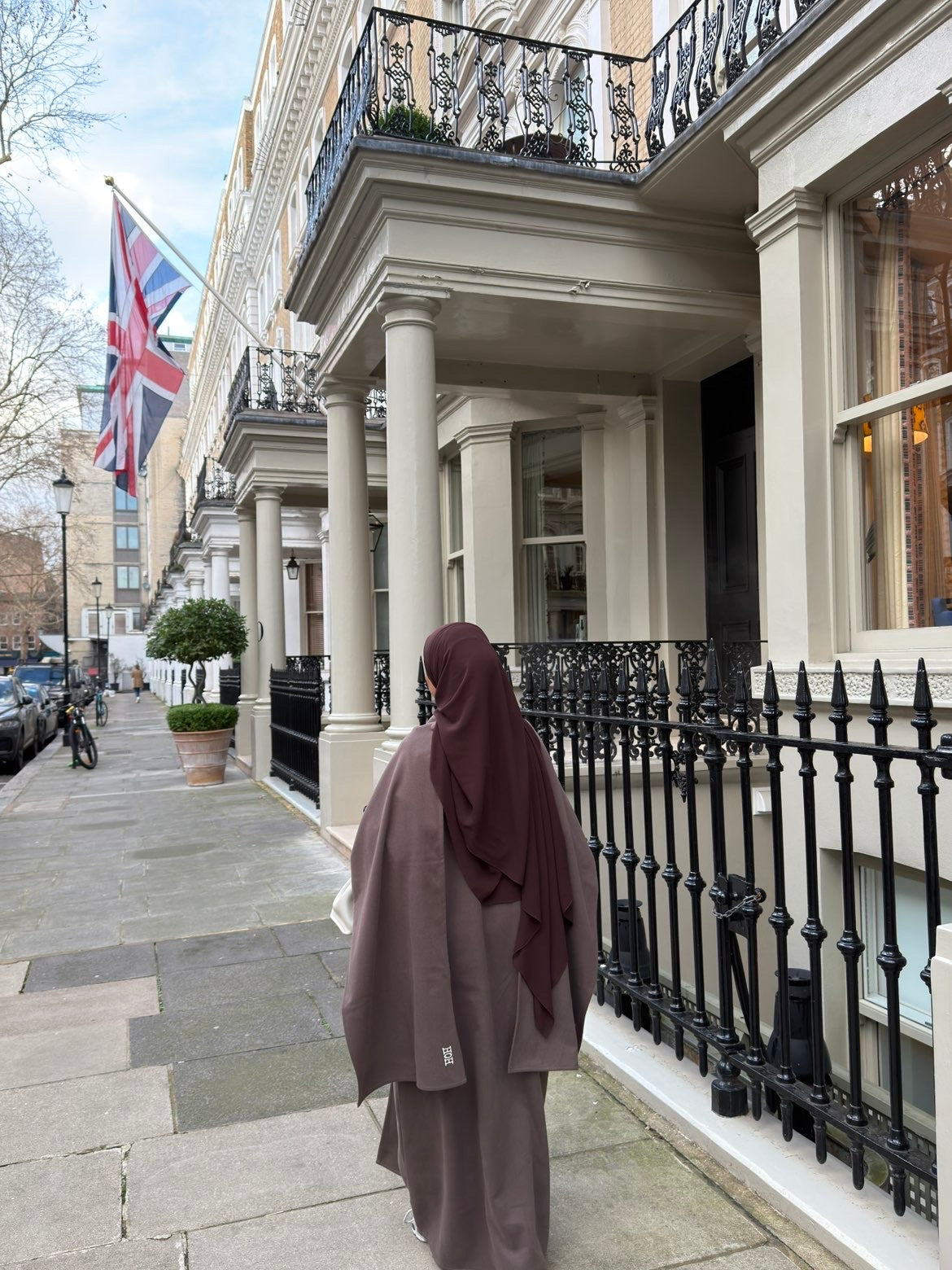 Abaya coat with attached scarf