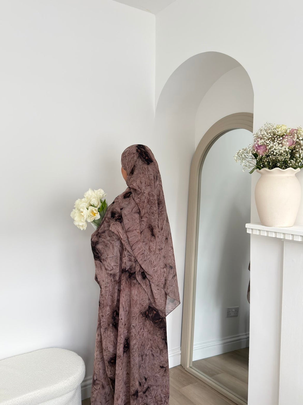 Printed Abaya in pink