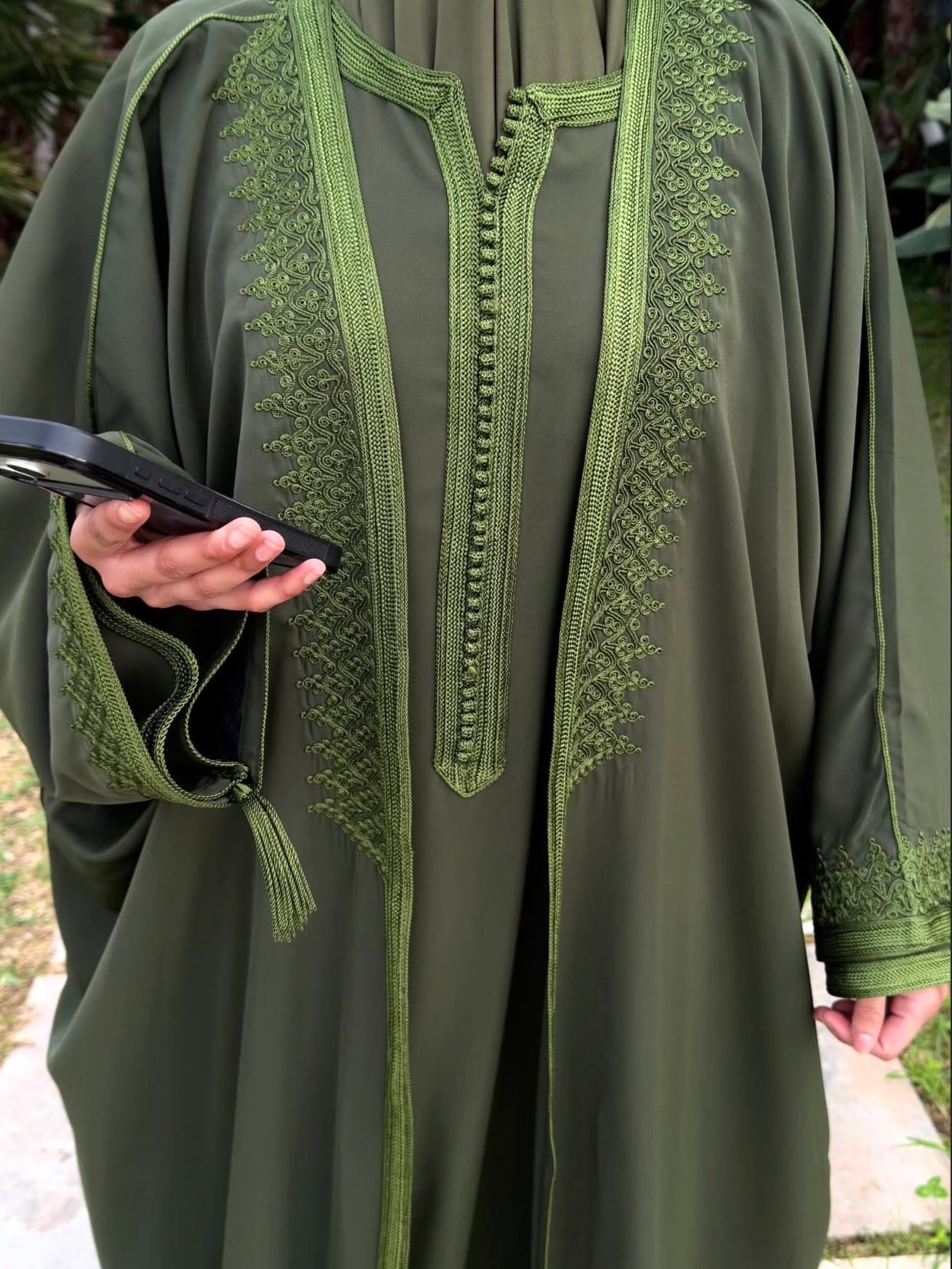 Malika olive ( open )