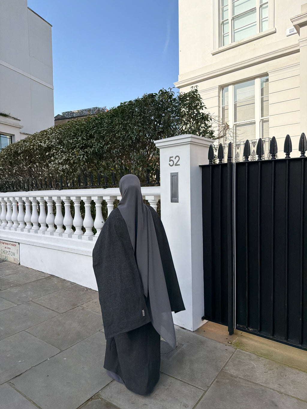 Abaya coat with attached scarf grey