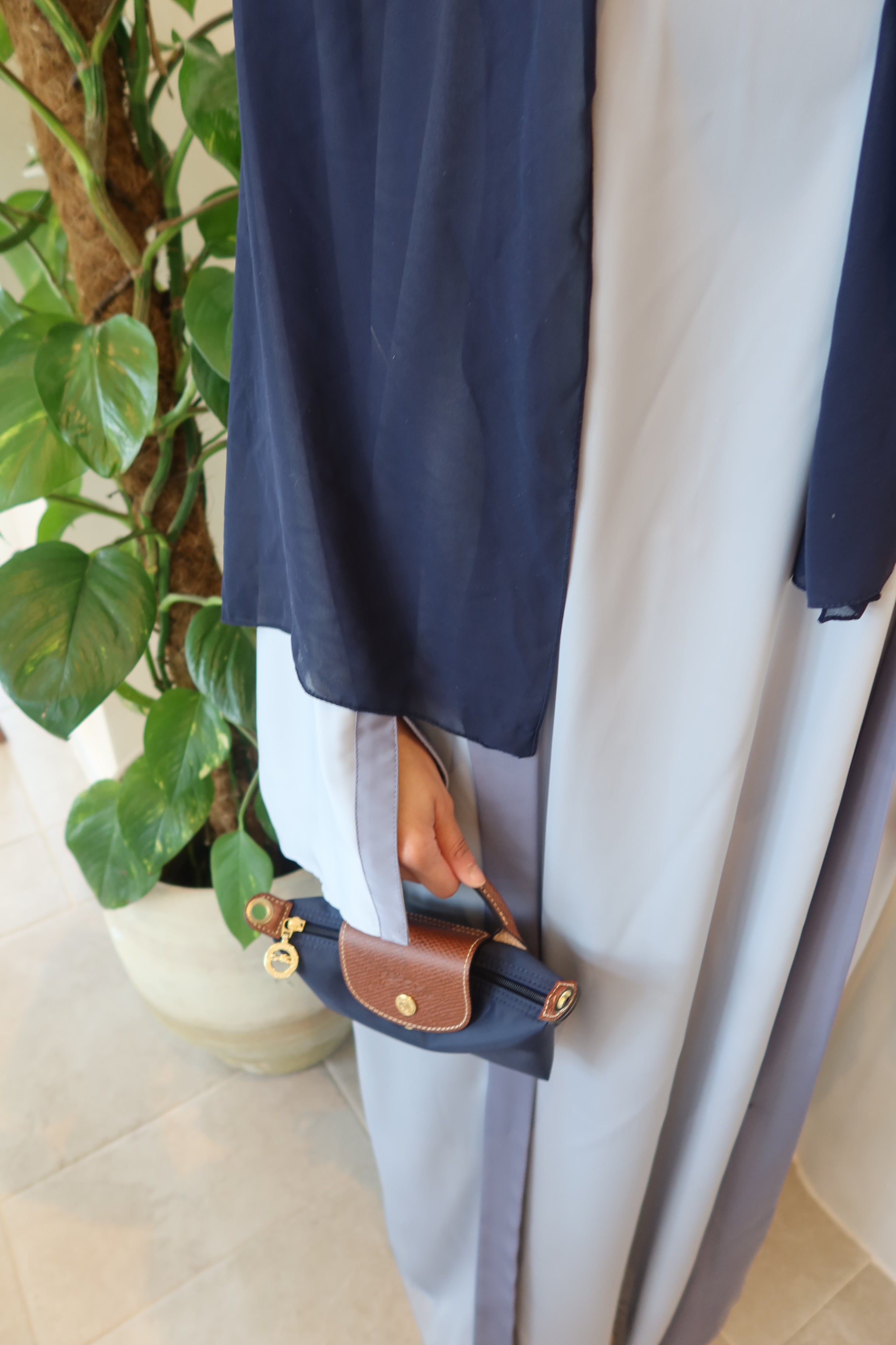 Two toned abaya in grey