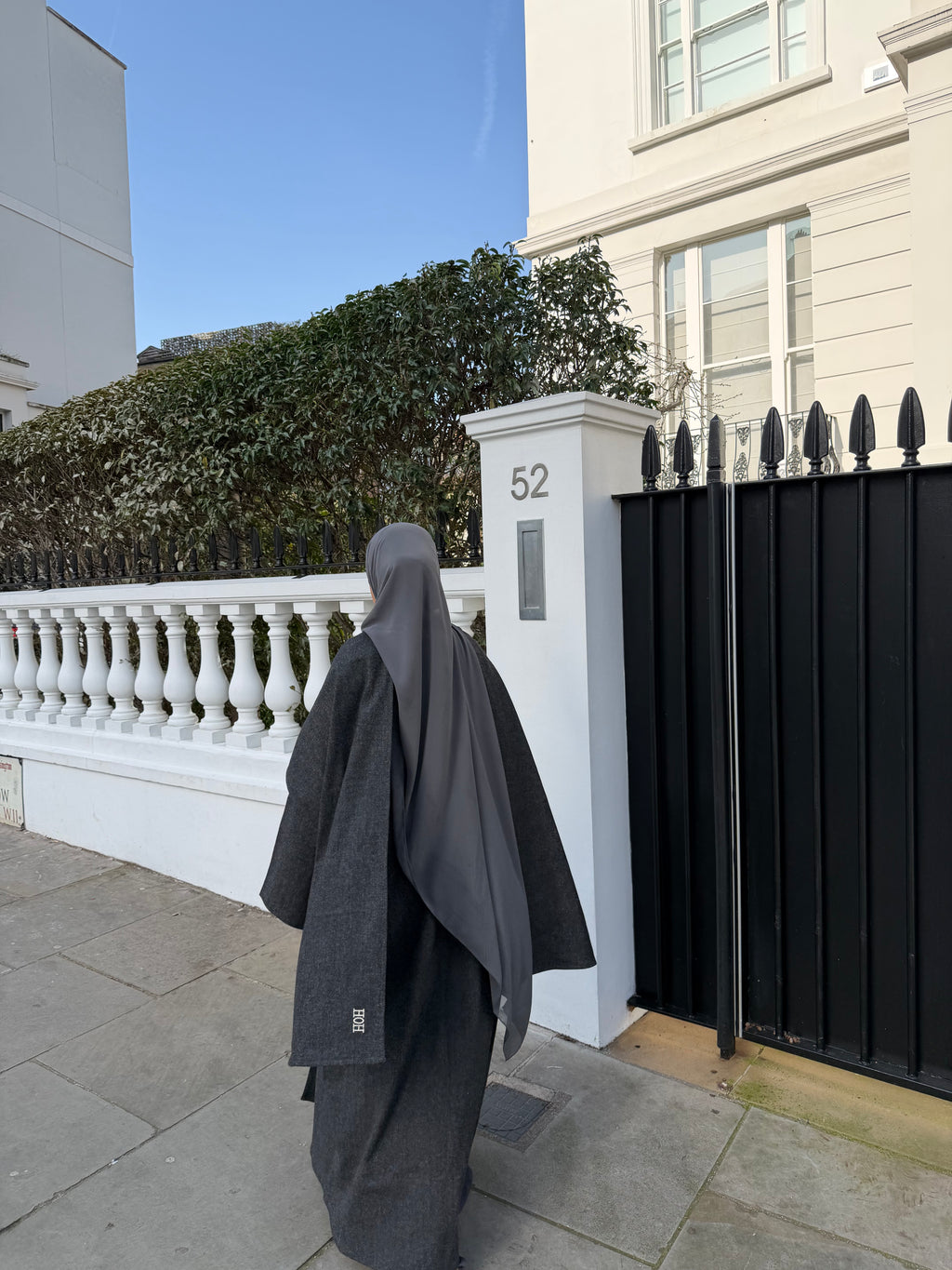 Abaya coat with attached scarf grey