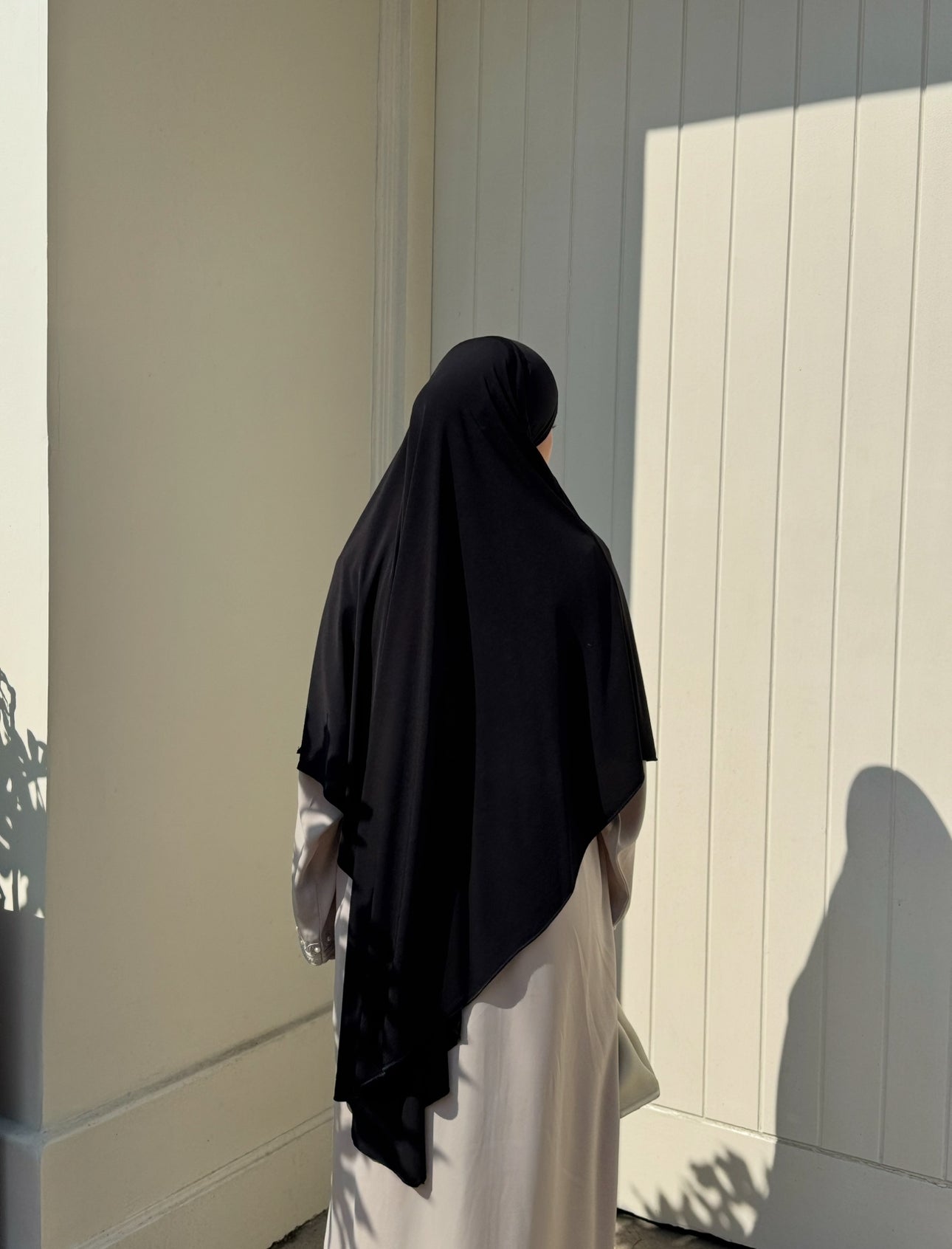 Black jersey khimar