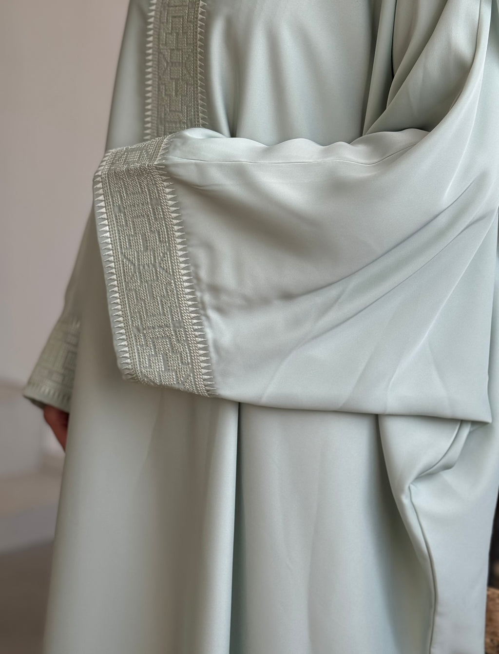 Pastel green Khayraat