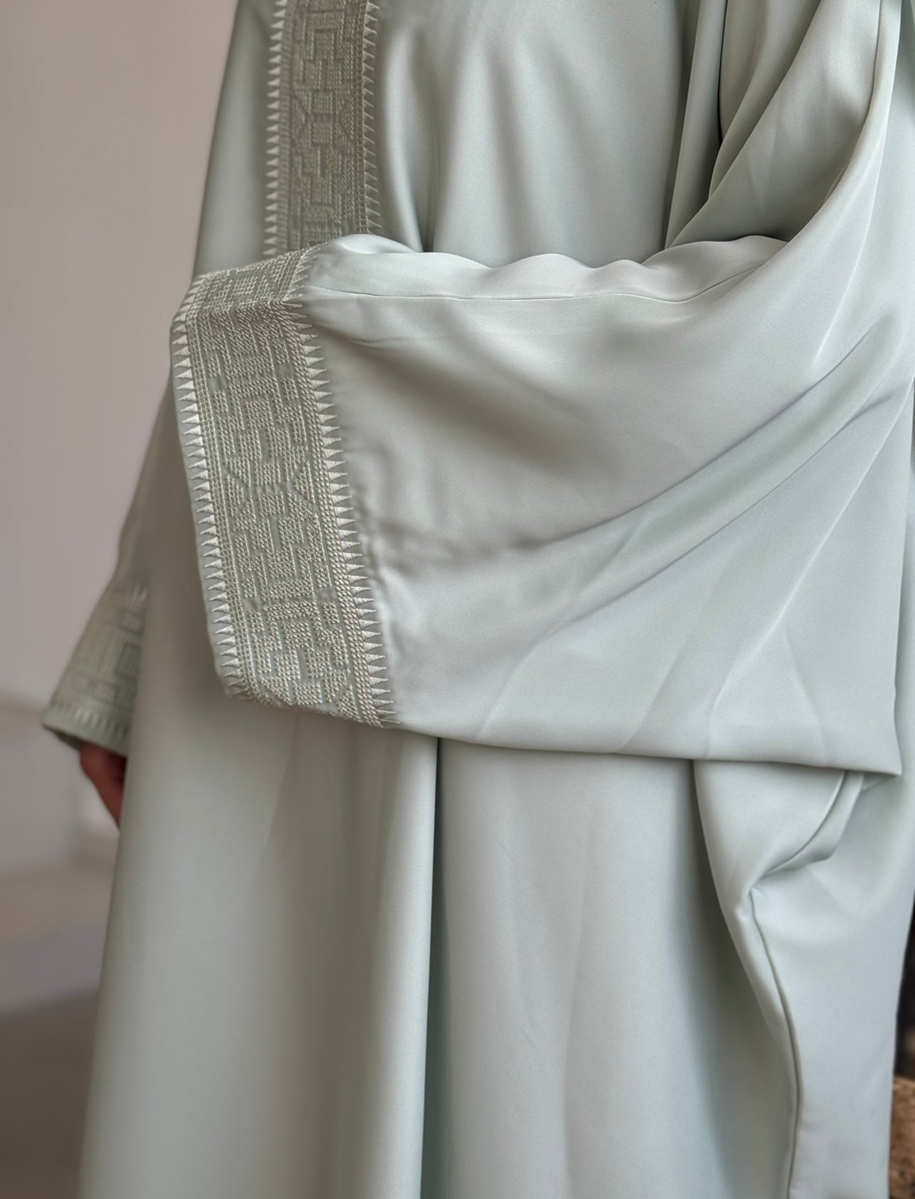 Pastel green Khayraat
