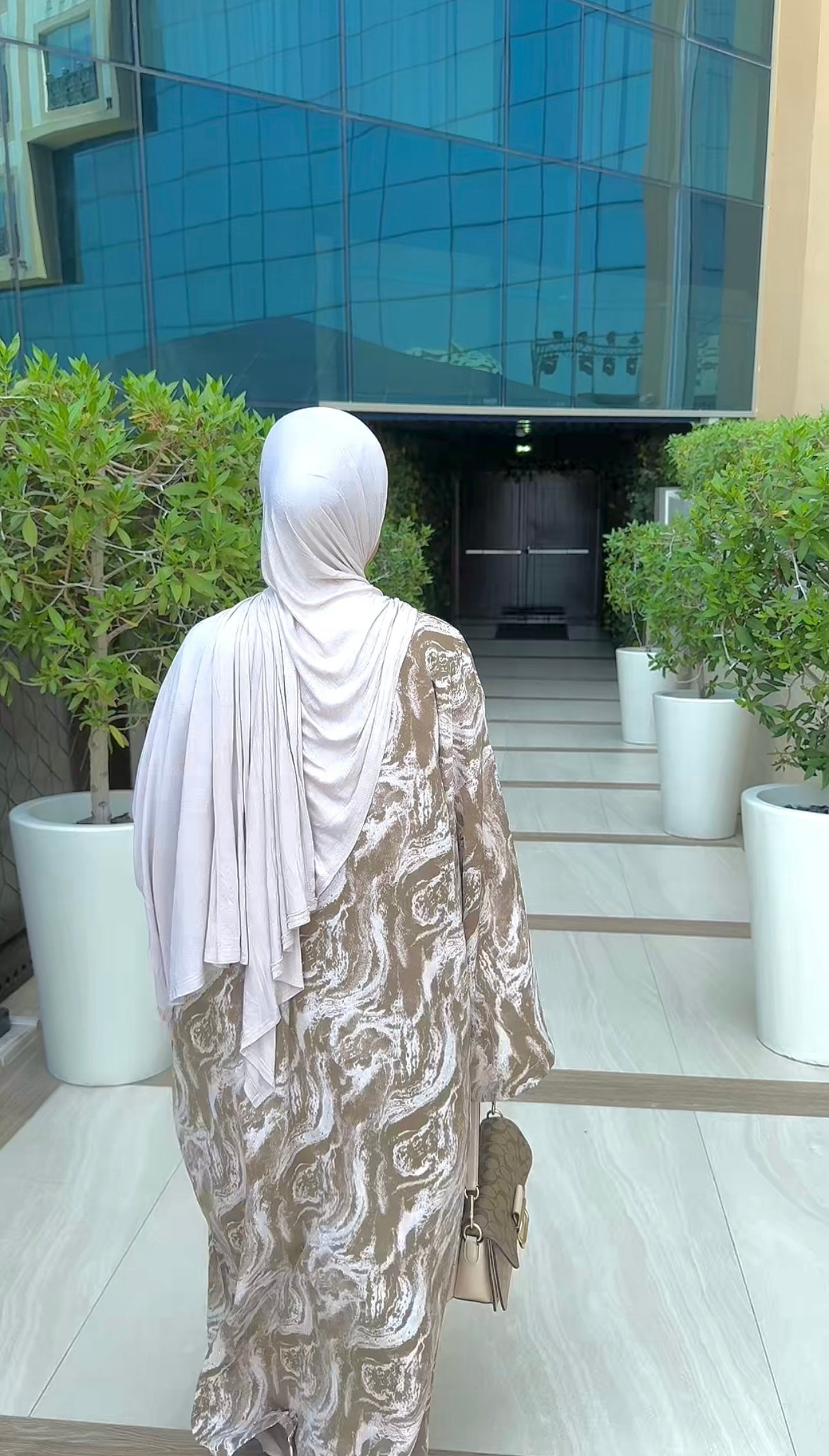 Beige Print abaya