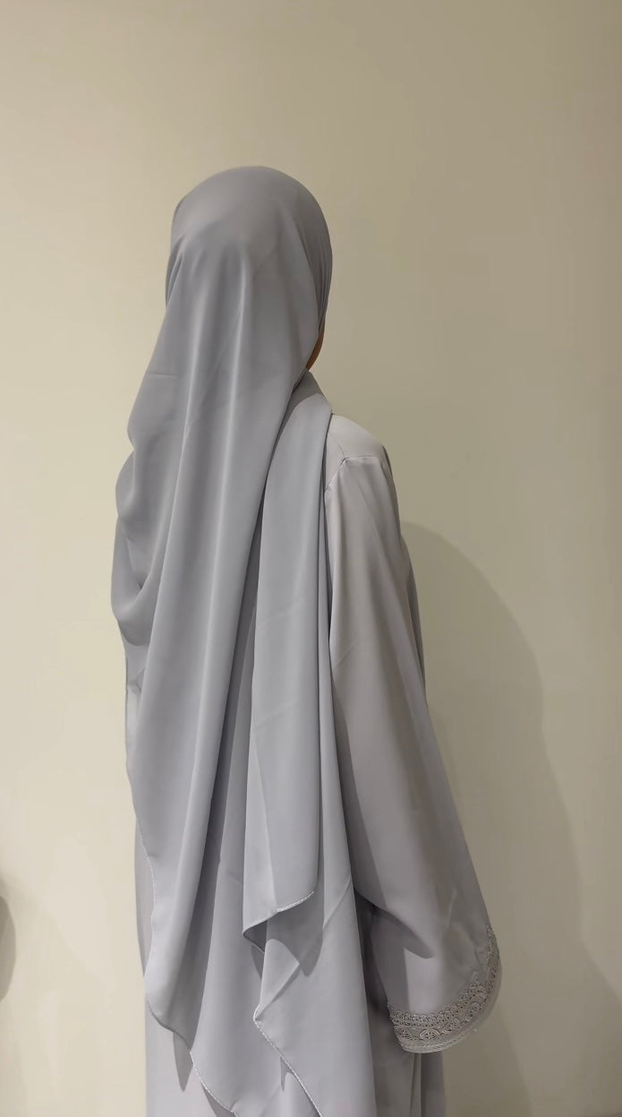 KHAYR in Cloud grey