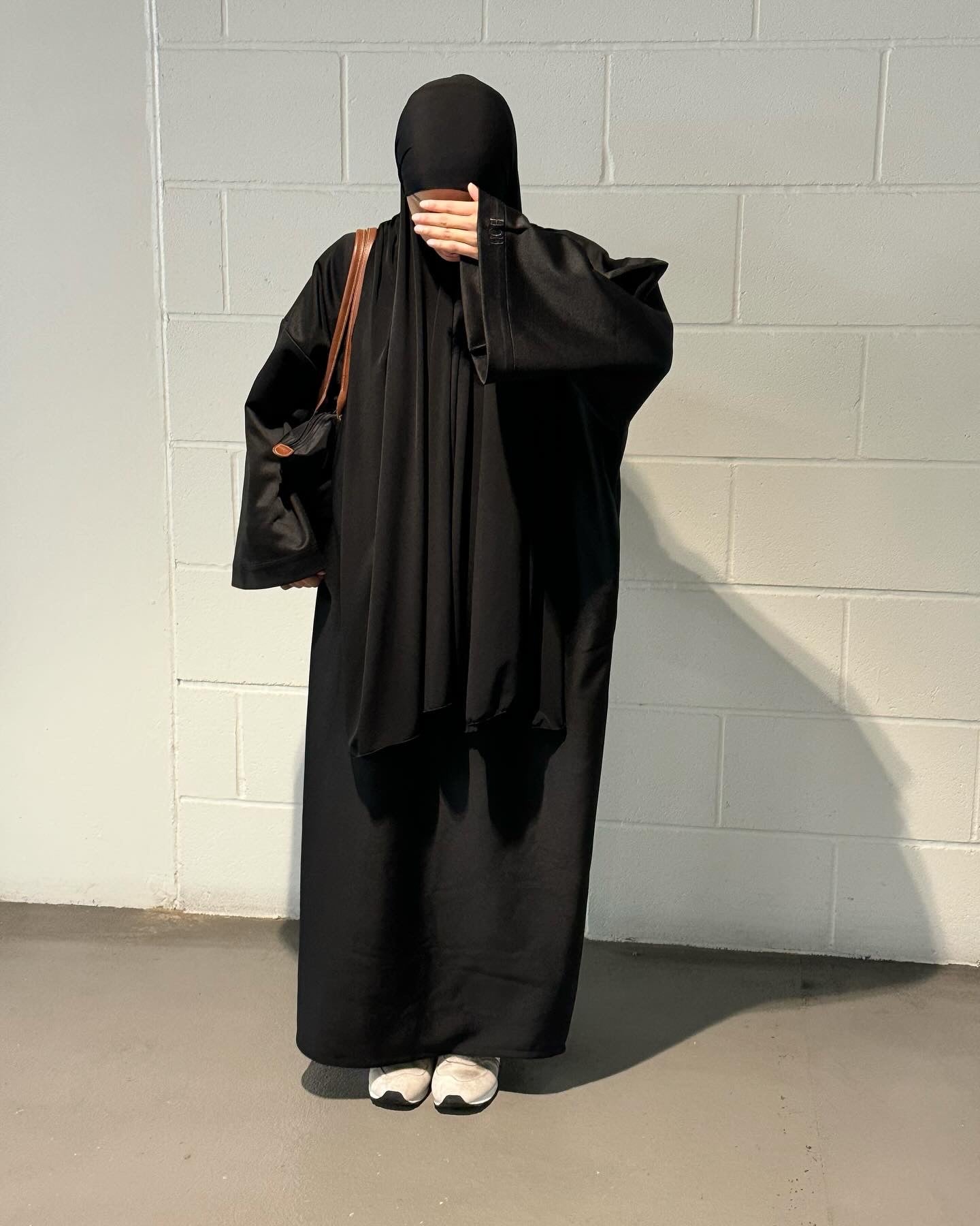 T-shirt dress in Black